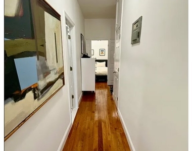 51 7th Avenue S - Photo Thumbnail 6