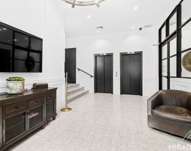 132 E 45th Street - Photo Thumbnail 9