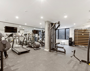 860 Lorimer Street - Photo Thumbnail 6