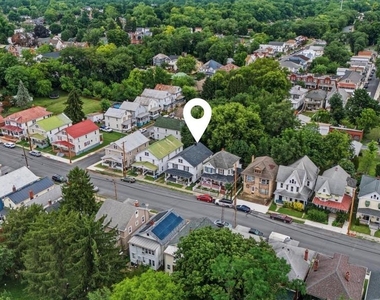 730 W John Street - Photo Thumbnail 17