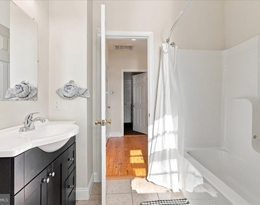 126 N Braddock Street - Photo Thumbnail 8
