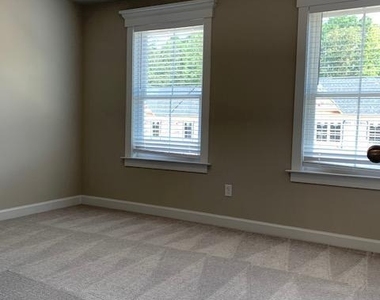 5612 Finley Rose Court - Photo Thumbnail 11