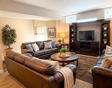 10869 General Kirkland Drive - Photo Thumbnail 2