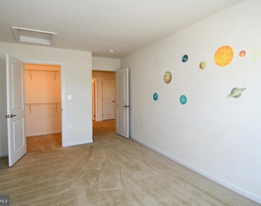 41673 Mcmonagle Square - Photo Thumbnail 23