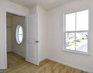 41673 Mcmonagle Square - Photo Thumbnail 28