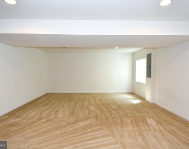 41673 Mcmonagle Square - Photo Thumbnail 36