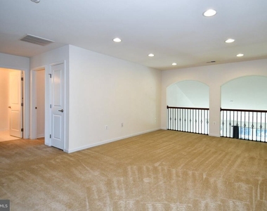41673 Mcmonagle Square - Photo Thumbnail 21