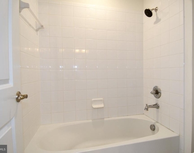 41673 Mcmonagle Square - Photo Thumbnail 25