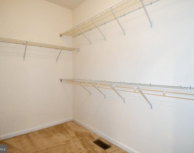 41673 Mcmonagle Square - Photo Thumbnail 15