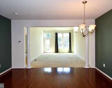 41673 Mcmonagle Square - Photo Thumbnail 6