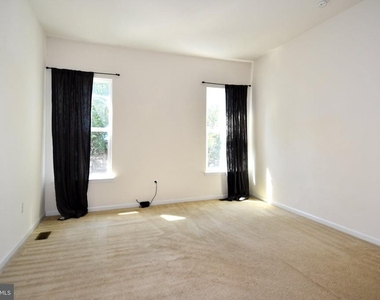 41673 Mcmonagle Square - Photo Thumbnail 9
