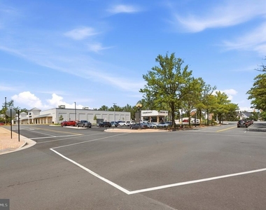 46368 Utica Square - Photo Thumbnail 38