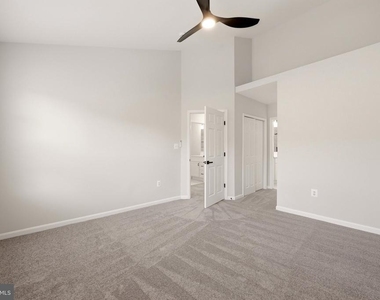 46368 Utica Square - Photo Thumbnail 21