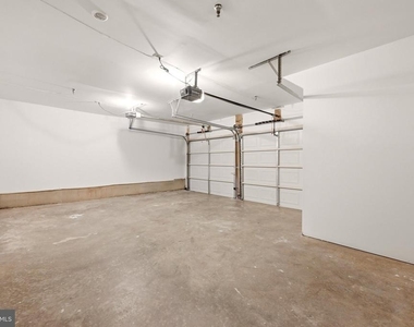46368 Utica Square - Photo Thumbnail 26