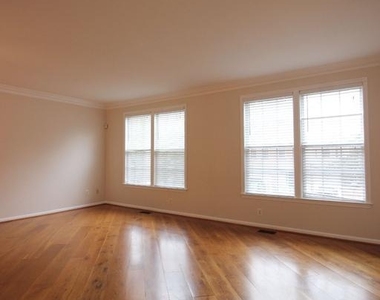 46140 Cecil Terrace - Photo Thumbnail 1