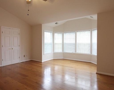 46140 Cecil Terrace - Photo Thumbnail 36