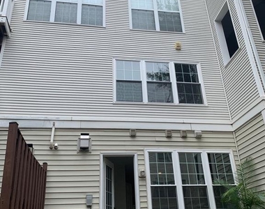 45482 Whistling Terrace - Photo Thumbnail 21