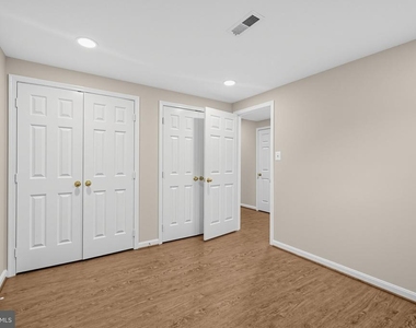 8893 Eagle Rock Lane - Photo Thumbnail 25