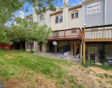 8893 Eagle Rock Lane - Photo Thumbnail 26