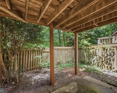1657 Oak Spring Way - Photo Thumbnail 21
