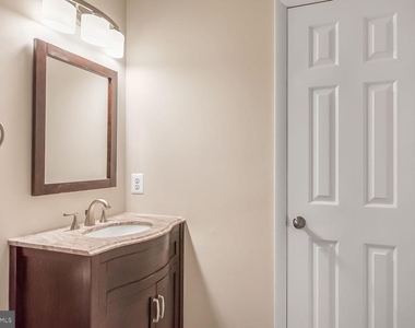 1657 Oak Spring Way - Photo Thumbnail 19