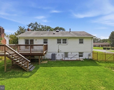 6408 Kroy Drive - Photo Thumbnail 19