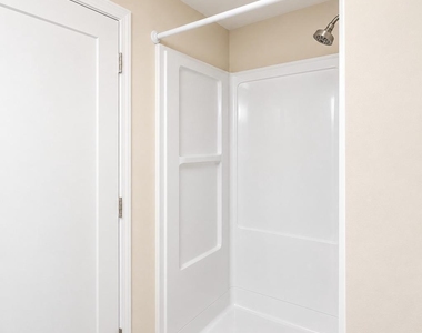 8380 Greensboro Drive - Photo Thumbnail 22