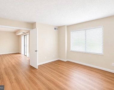 8380 Greensboro Drive - Photo Thumbnail 19