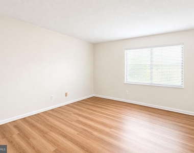 8380 Greensboro Drive - Photo Thumbnail 12