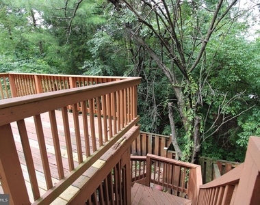 5706 Heritage Crossing Court - Photo Thumbnail 6