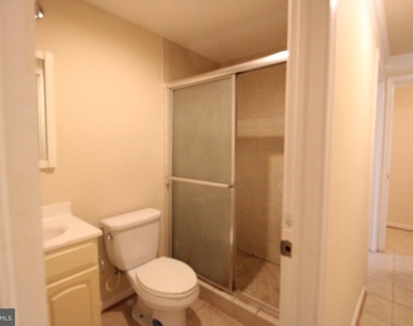 5706 Heritage Crossing Court - Photo Thumbnail 13
