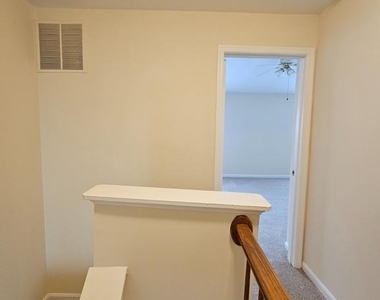 13918 Ludington Place - Photo Thumbnail 30