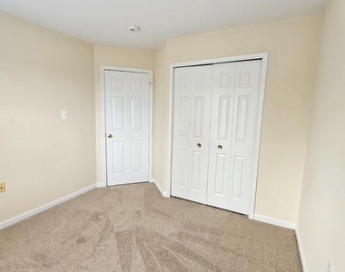 13918 Ludington Place - Photo Thumbnail 32