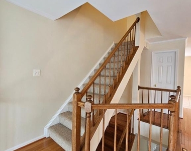 13918 Ludington Place - Photo Thumbnail 21