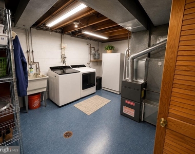 6210 Dadson Court - Photo Thumbnail 13
