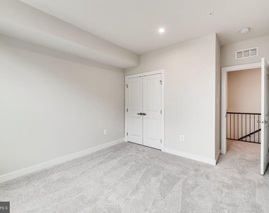 14055 Sunrise Valley Drive - Photo Thumbnail 30