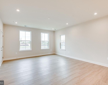 14055 Sunrise Valley Drive - Photo Thumbnail 3