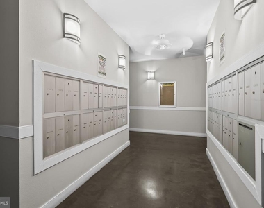 12929 Centre Park Circle - Photo Thumbnail 21