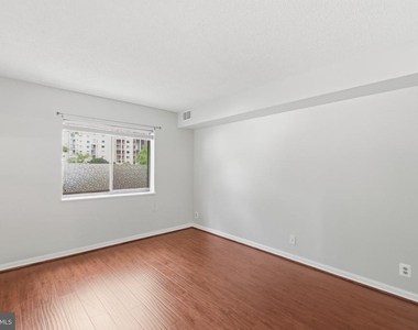 5904 Mount Eagle Drive - Photo Thumbnail 30