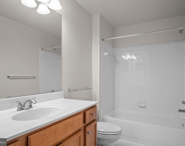 1509 North Point Drive - Photo Thumbnail 4