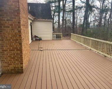 206 Fairway Circle - Photo Thumbnail 4