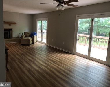 206 Fairway Circle - Photo Thumbnail 13