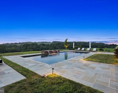 8425 Lee Highway - Photo Thumbnail 27
