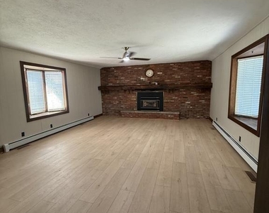 446 Hanson Avenue - Photo Thumbnail 17