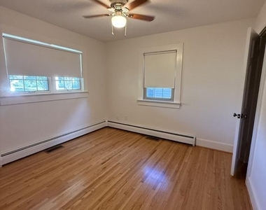 446 Hanson Avenue - Photo Thumbnail 11