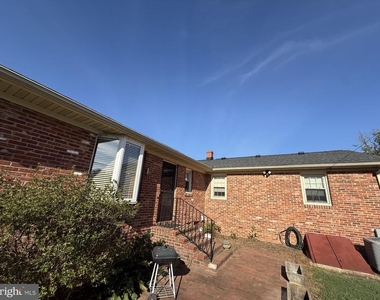 446 Hanson Avenue - Photo Thumbnail 35