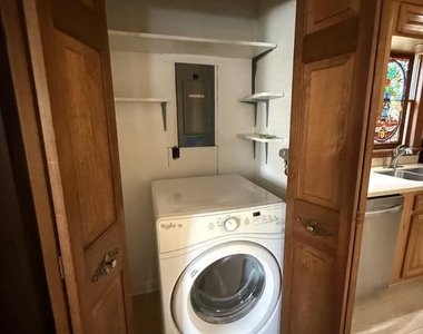 446 Hanson Avenue - Photo Thumbnail 23