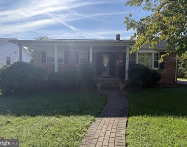 446 Hanson Avenue - Photo Thumbnail 1