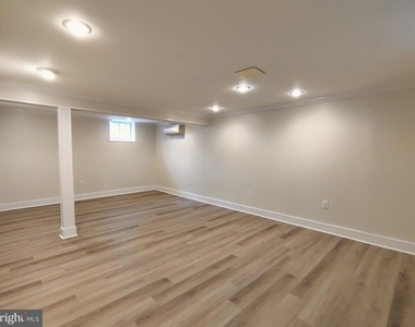 2416 S Culpeper Street - Photo Thumbnail 11