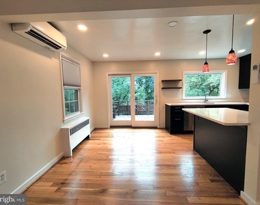 2416 S Culpeper Street - Photo Thumbnail 5